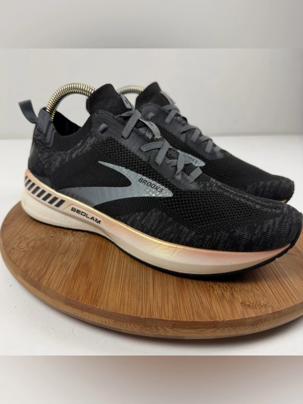 Brooks Bedlam 3 Women's Black & Metallic Running Shoes - Picture 1 of 10
